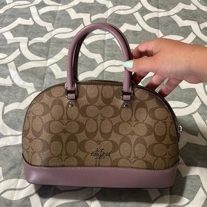 ❤️ SOLD ❤️ Coach purple handbag